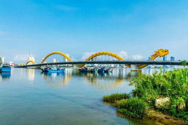 Cầu Rồng - Một trong những cây cầu ấn tượng thế giới