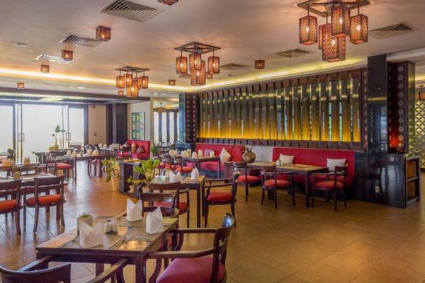 Nhà hàng tại Ana Mandara Resort & Spa Hue