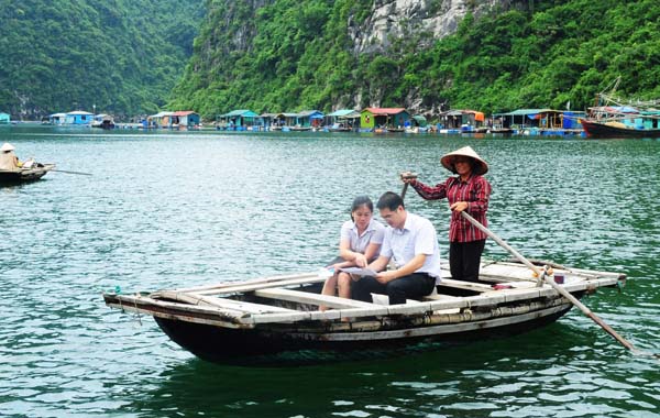 Làng Chài Ba Hang - Hạ Long