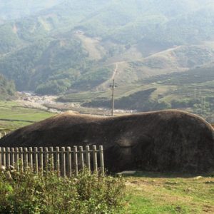 Bãi đá cổ Sapa