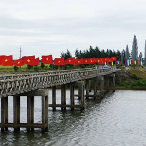 Cầu Hiền Lương