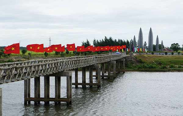 Cầu Hiền Lương