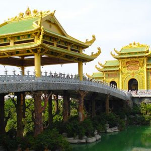 Khu du lịch Đại Nam Văn Hiến