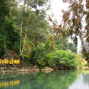 Suối Le-Nin