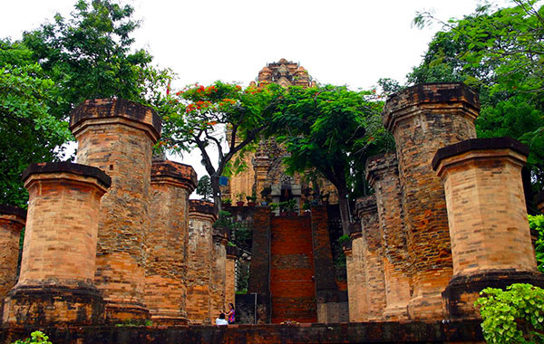Tháp Bà Ponagar, Nha Trang