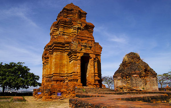 Tháp Chàm Ponashu