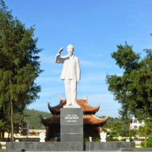 Khu di tích lưu niệm Hồ Chủ Tịch