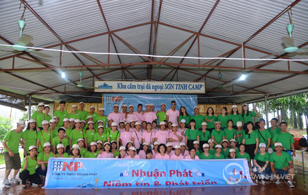 Ảnh tập thể của Team tại Sơn Tinh Camp