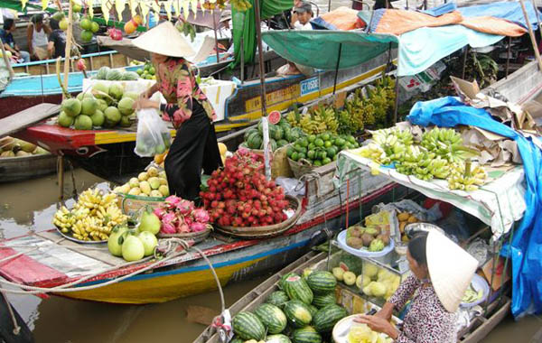 Chợ nổi Cà Mau