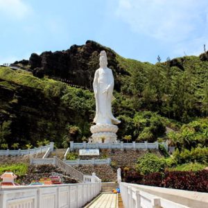 Chùa Đục - Lý Sơn
