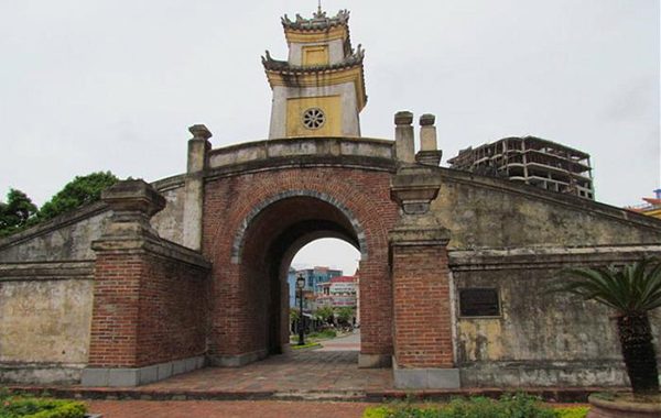 Thành cổ Quảng Bình