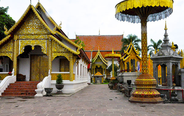 Wat Haripoonchai