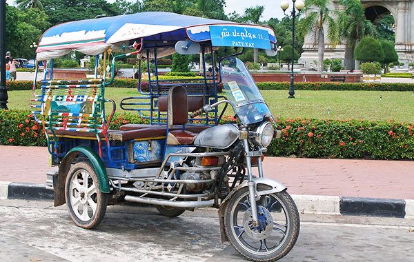Xe Tuk-Tuk Tại Vientiane