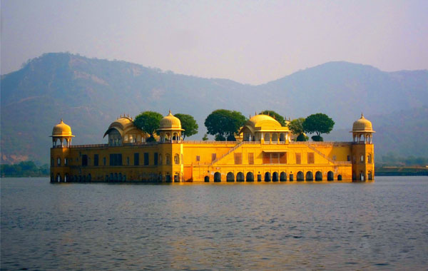 Đền Jal Mahal