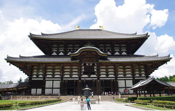 Đền đài Todaiji, Nara