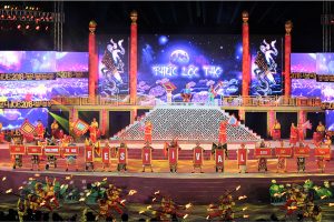 Kinh nghiệm du lịch Huế dịp Festival: đi lại, ăn ở, vui chơi