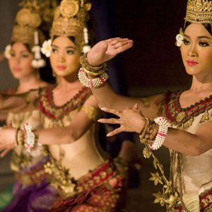 Múa Apsara du thuyền RV Indochine II