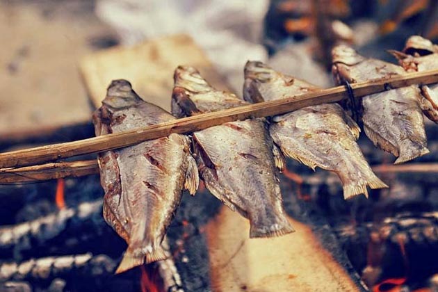 Cá suối nướng - đặc sản Sapa