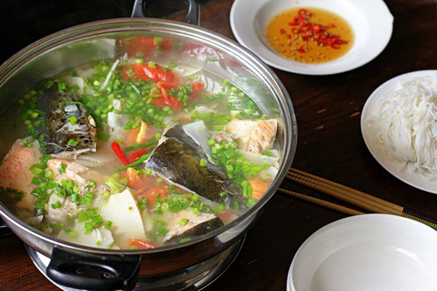 Lẩu cá hồi Sapa