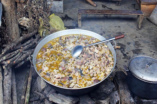 Thắng cố đặc sản Sapa