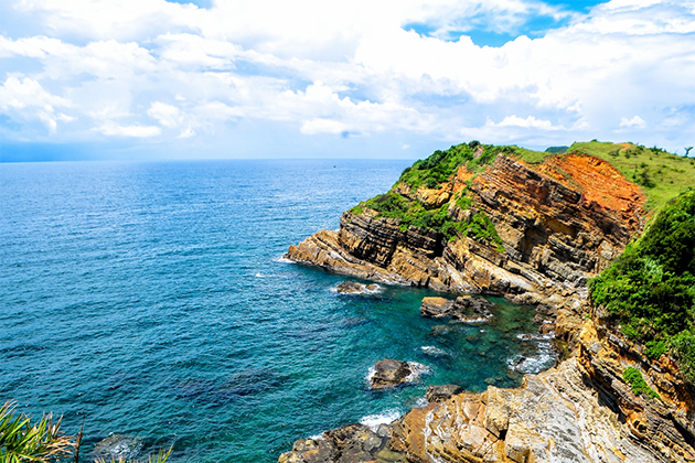Tour du lịch đảo Cô Tô - bãi đá cầu Mỵ