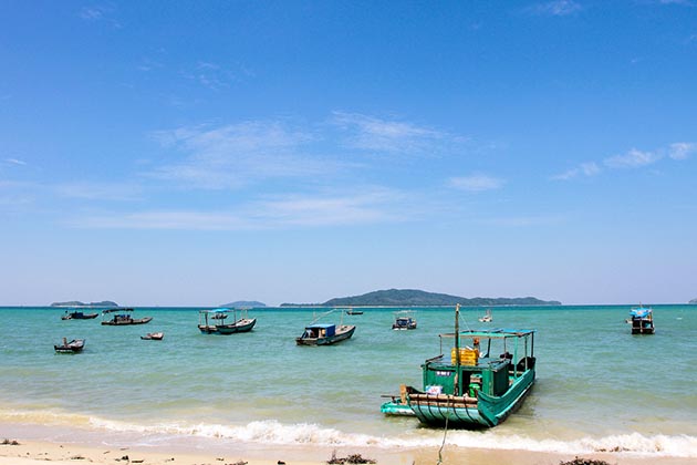 Tour du lịch đảo Cô Tô - bãi tắm