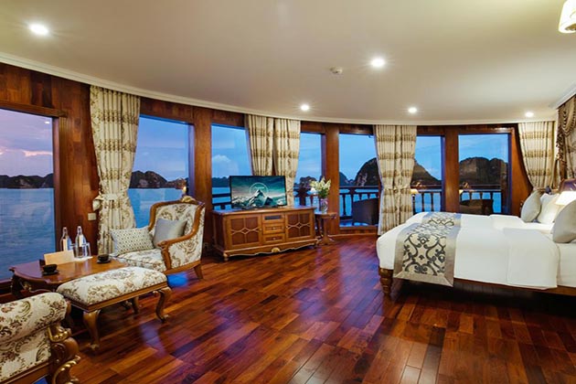 Tour du lịch Hạ Long - Tàu ngủ đêm trên vịnh