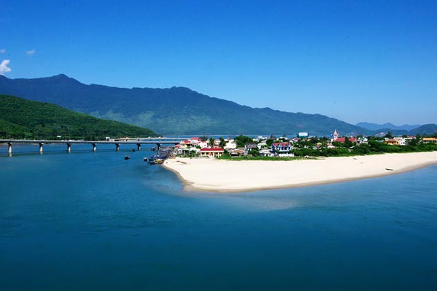 Tour du lịch Huế - Vịnh Lăng Cô