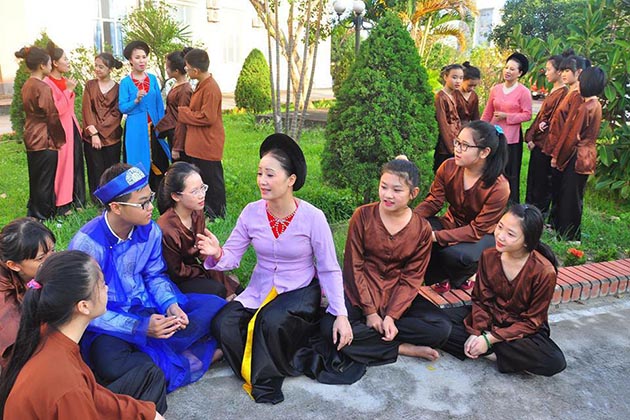 Tour du lịch Nghệ An & Cửa Lò - người Nghệ An