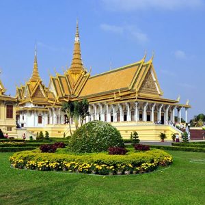 Tour du lịch Campuchia trọn gói - Hoàng cung Campuchia