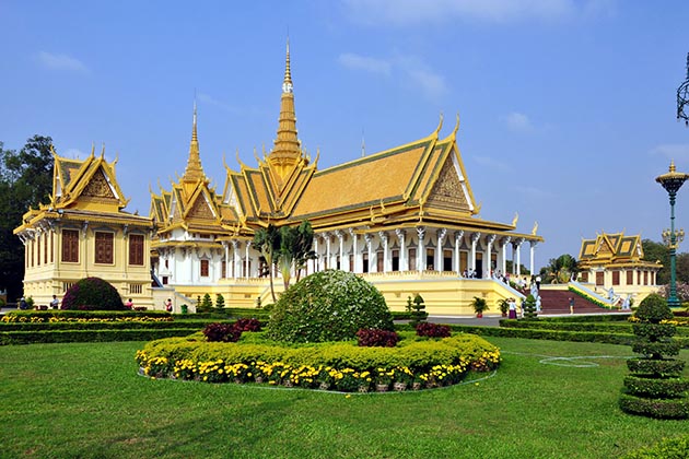 Tour du lịch Campuchia trọn gói - Hoàng cung Campuchia