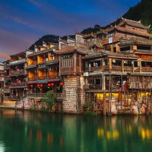 Tour du lịch Trung Quốc trọn gói - Phượng Hoàng Cổ Trấn