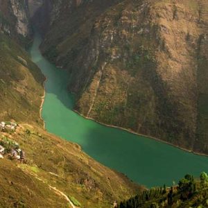 Chương trình tour du lịch Hà Giang 2 ngày 3 đêm - Sông Nho Quế