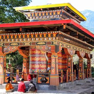Lịch trình tour du lịch Bhutan 5 ngày 4 đêm trọn gói - Ngôi đền Kyichu Lhakhang