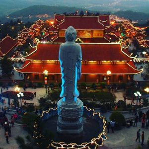 Chùa-Ba-Vàng