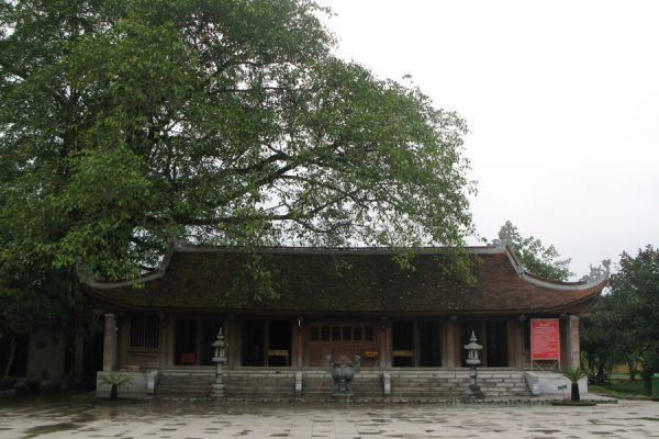 Đền-Âu-Cơ