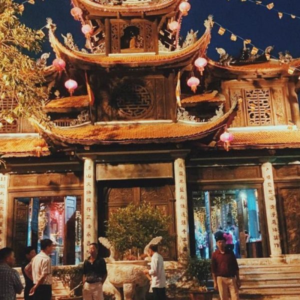 Du lịch Lạng Sơn 2 ngày 1 đêm - Đền Mẫu