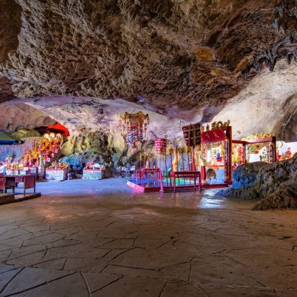 Du lịch Lạng Sơn - Động Tam Thanh