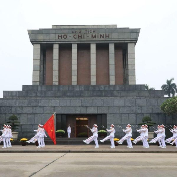 Lăng chủ tịch Hồ Chí Minh