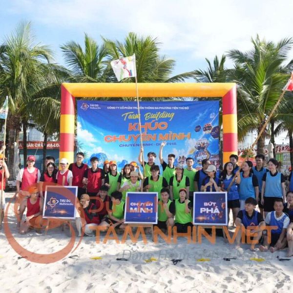 Team Building ở biển Hải Tiến