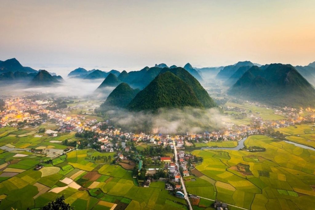 Công Ty Du Lịch Tầm Nhìn Việt