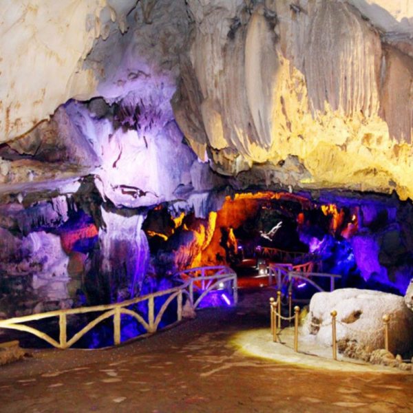 Tour du lịch Lạng Sơn 2 ngày - Động Nhị Thanh