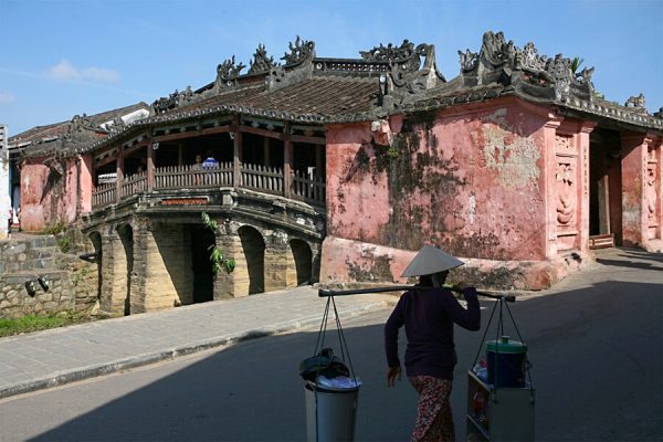 Chùa Cầu