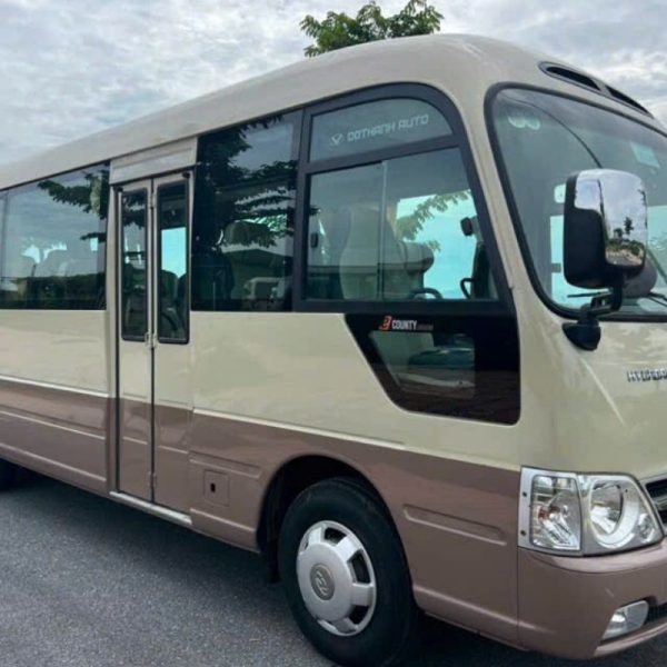 xe 25 chỗ Hyundai County Limousine