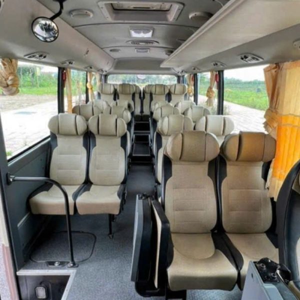 xe 25 chỗ Hyundai County Limousine