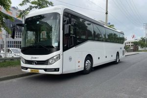 Đặt xe du lịch 45 chỗ cho đoàn lớn
