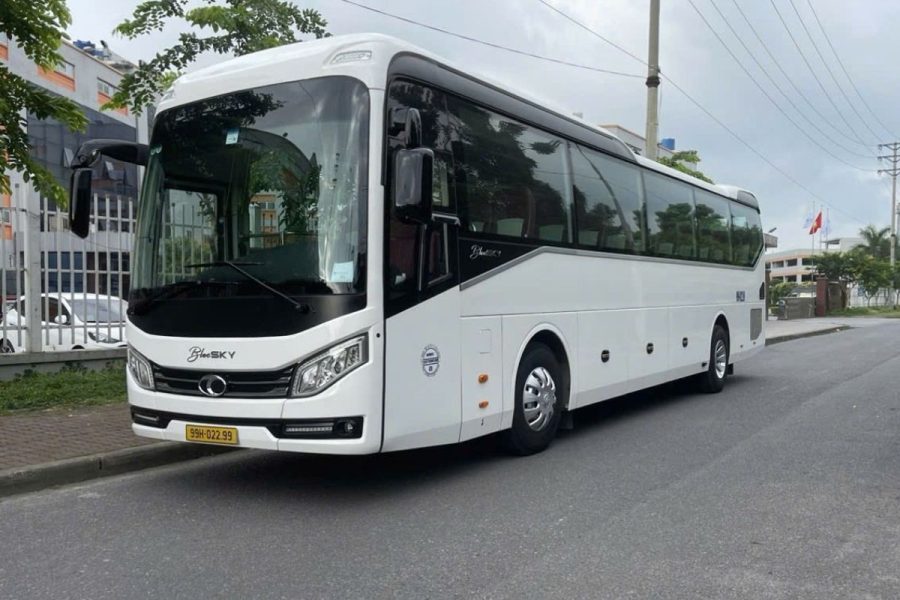Đặt xe du lịch 45 chỗ cho đoàn lớn