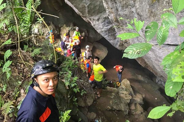 Khám phá hang Thẳm Phầy - Ba Bể