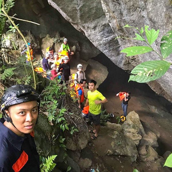 Khám phá hang Thẳm Phầy - Ba Bể