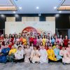 chụp hình cả cty lễ Tổng kết cuối năm